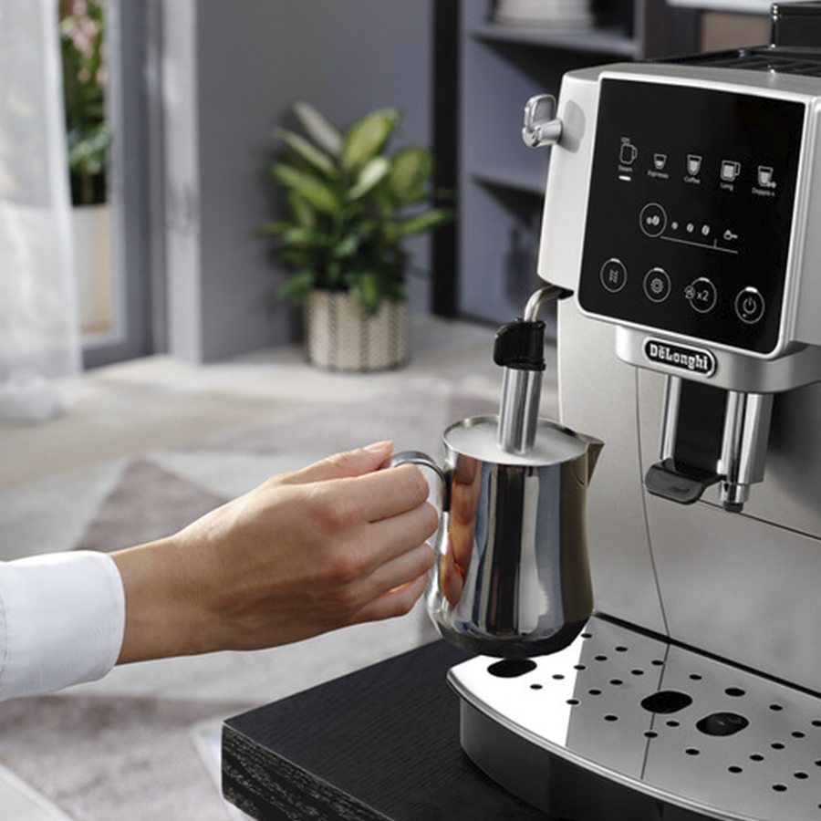 Delonghi magnifica 2025 coffee machine